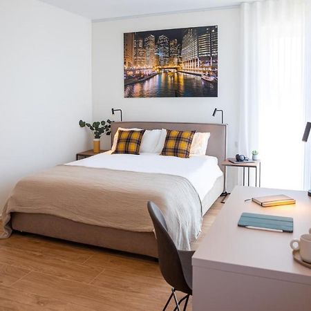 En Suite Bedrooms At Reckenthal House By Rentaroo Luxembourg Exterior photo