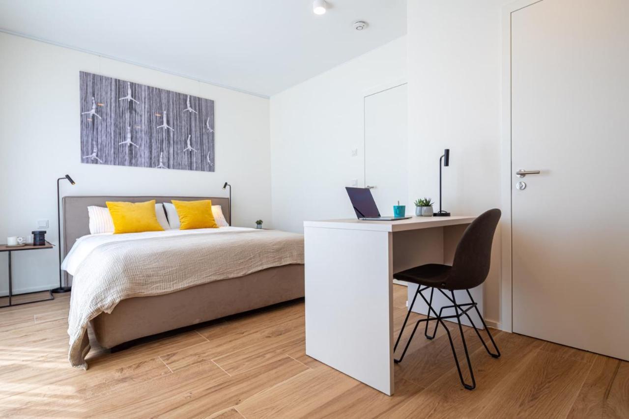 En Suite Bedrooms At Reckenthal House By Rentaroo Luxembourg Exterior photo