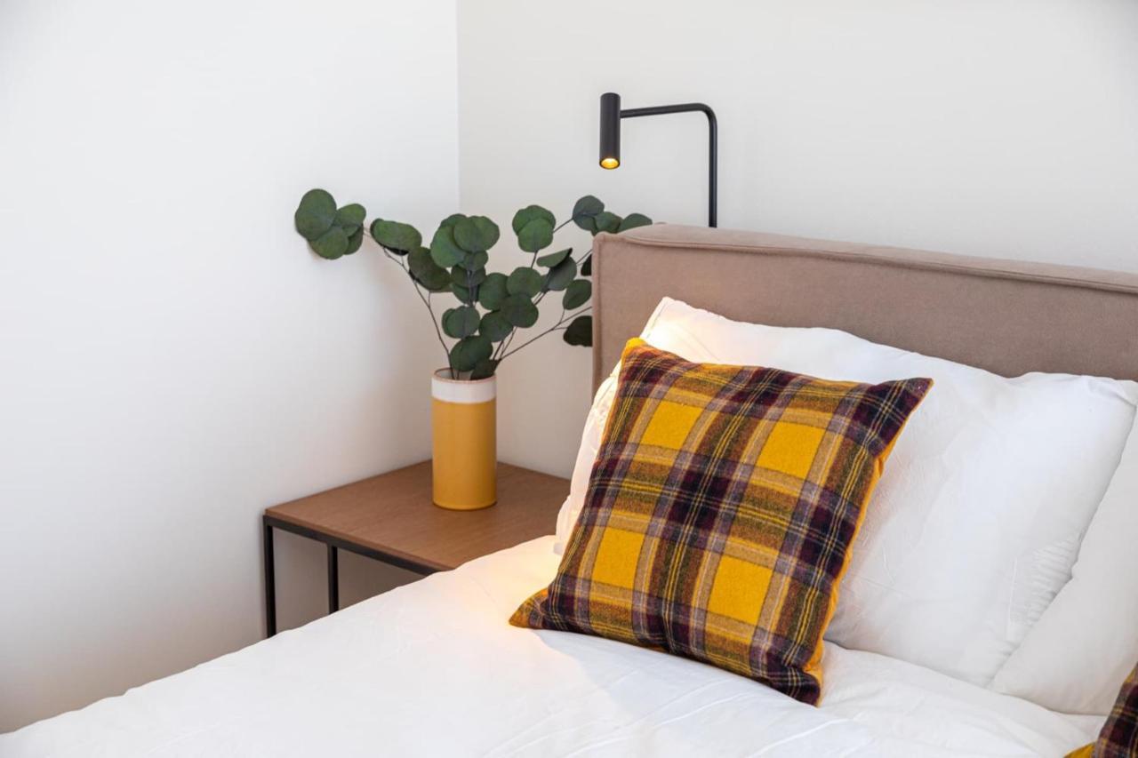 En Suite Bedrooms At Reckenthal House By Rentaroo Luxembourg Exterior photo